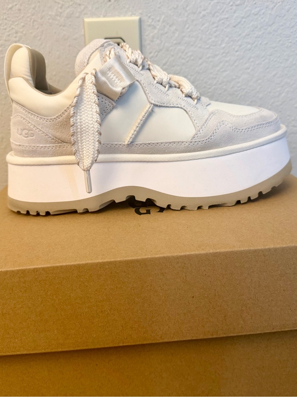 UGG | Astromel Platform Sneaker in Jasmine, Women's size 8 US/39 EU/6 UK